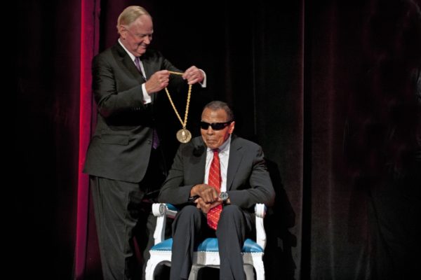 University of Louisville President James R. Ramsey presenting Muhammad Ali with the inaugural Grawemeyer Spirit Award. (PRNewsFoto/University of Louisville)