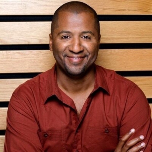 Award-winning filmmaker, Malcolm D. Lee (The Best Man; The Best Man Holiday; Barbershop: The Next Cut), partners with McDonald&apos;s and the American Black Film Festival (ABFF) for McDonald&apos;s &apos;My Community&apos; Video Competition (PRNewsFoto/McDonald&apos;s USA)