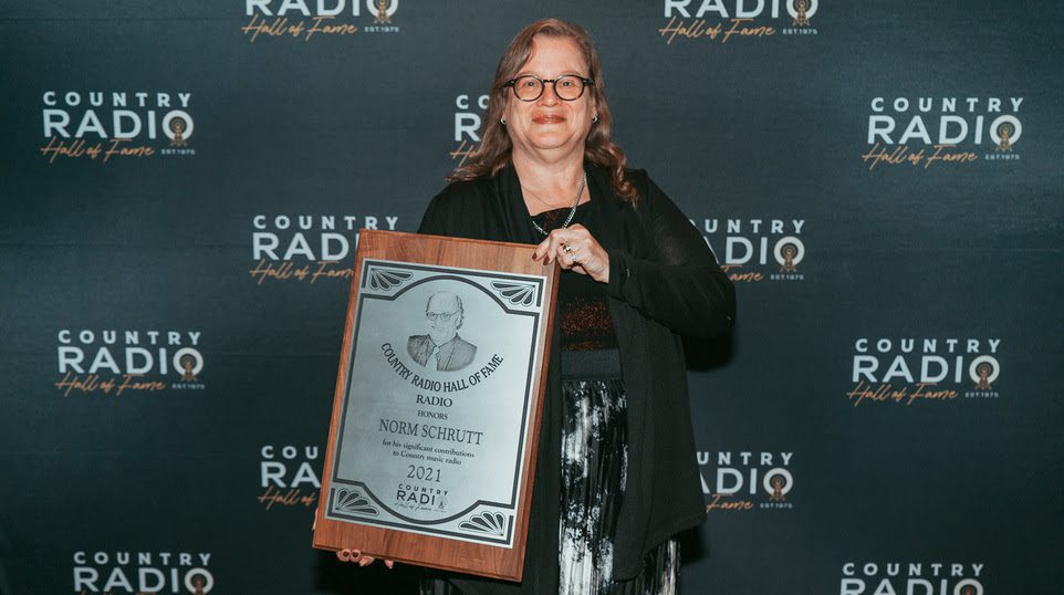 norm » class of 2021 country radio hall of fame