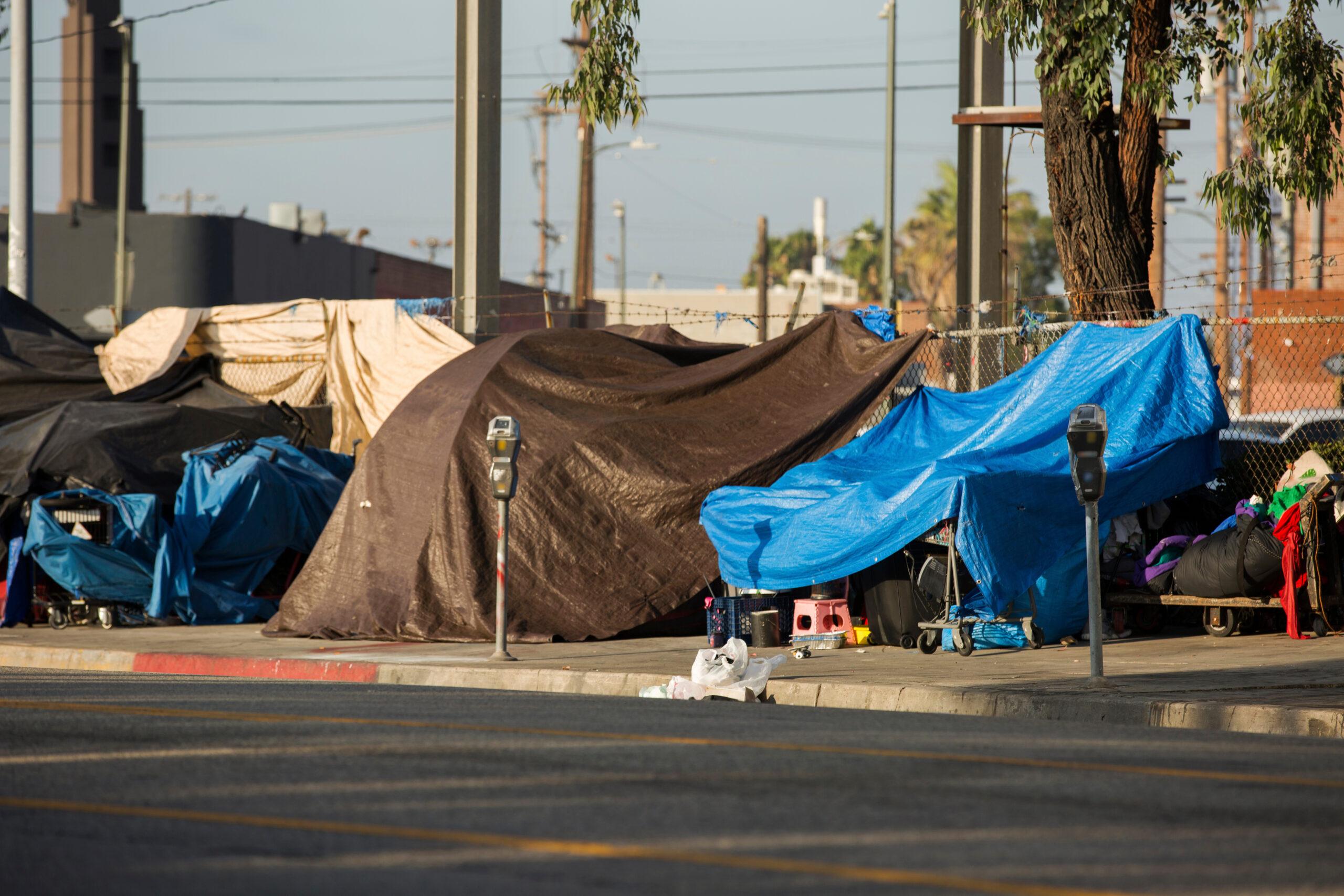 View,Of,The,Homeless,Encampments,Along,Central,Avenue,In,Downtown
