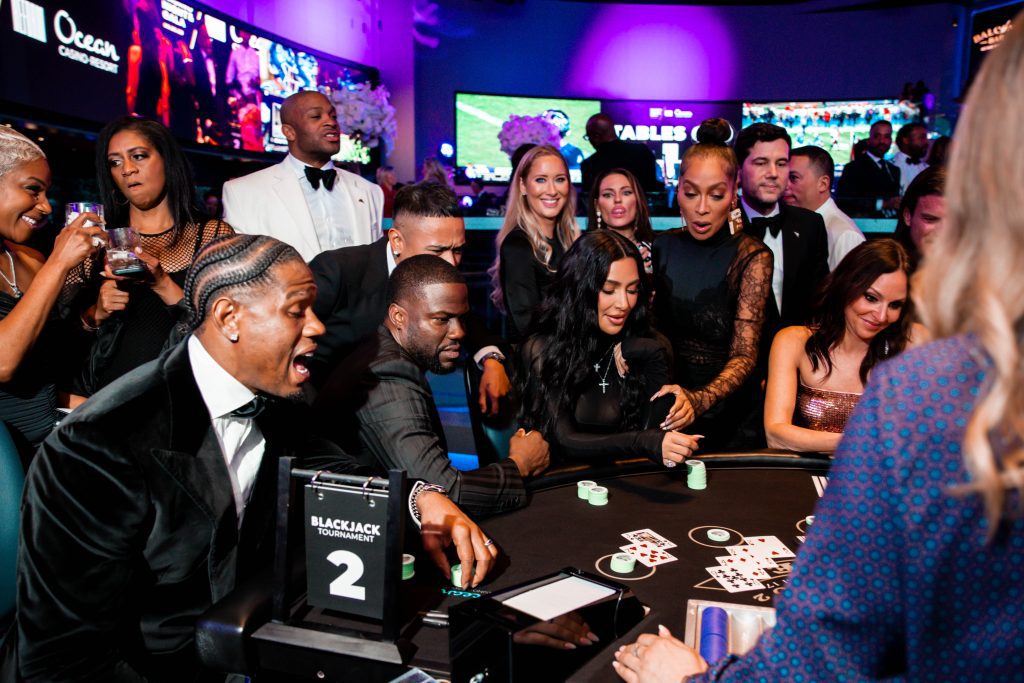 Roxx Kevin Hart Kim Kardashian LaLa Anthony and Hallee Adelman — credit Alex Subers » Atlantic City