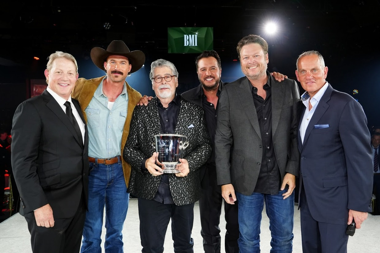 Randy Owen Receives BMI Icon Award at the 2024 BMI Country Awards The