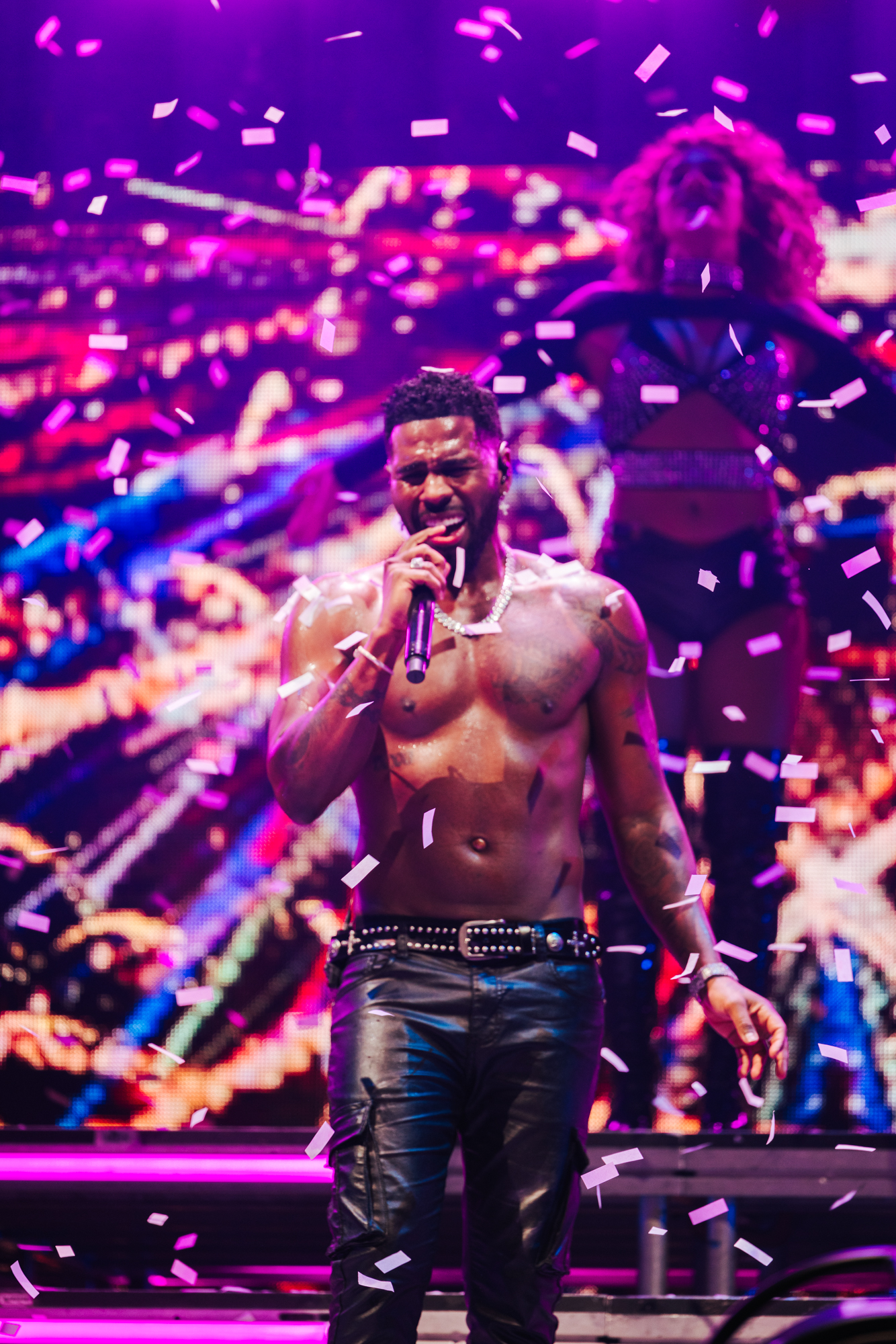 Tate McRae, Kesha, Jason Derulo, and More Shine at D.C.'s Jingle Ball (Photos)