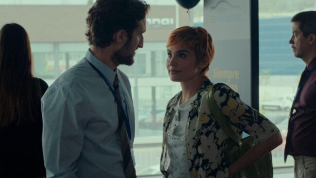 Sneak peek of Apple TV+’s Spanish romantic comedy “Love You to Death” (Video)