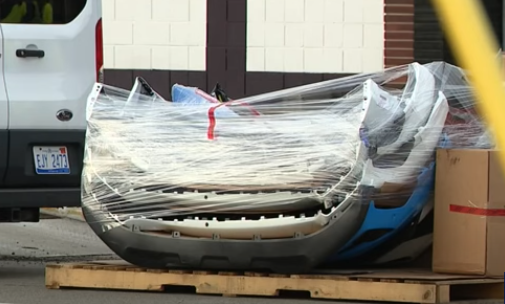 Stolen Car Parts Sold on eBay by Ford Employee (video)