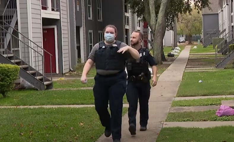 Shooting on Christmas Day Woman Faces Court for Murder (Video)